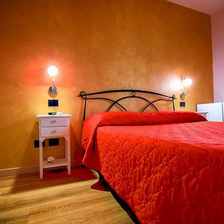 Hotel La Casa Dei Nonni Sul Garda à Peschiera del Garda Extérieur photo