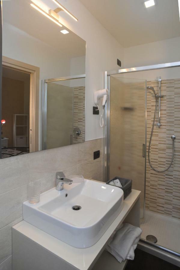 Hotel La Casa Dei Nonni Sul Garda à Peschiera del Garda Extérieur photo