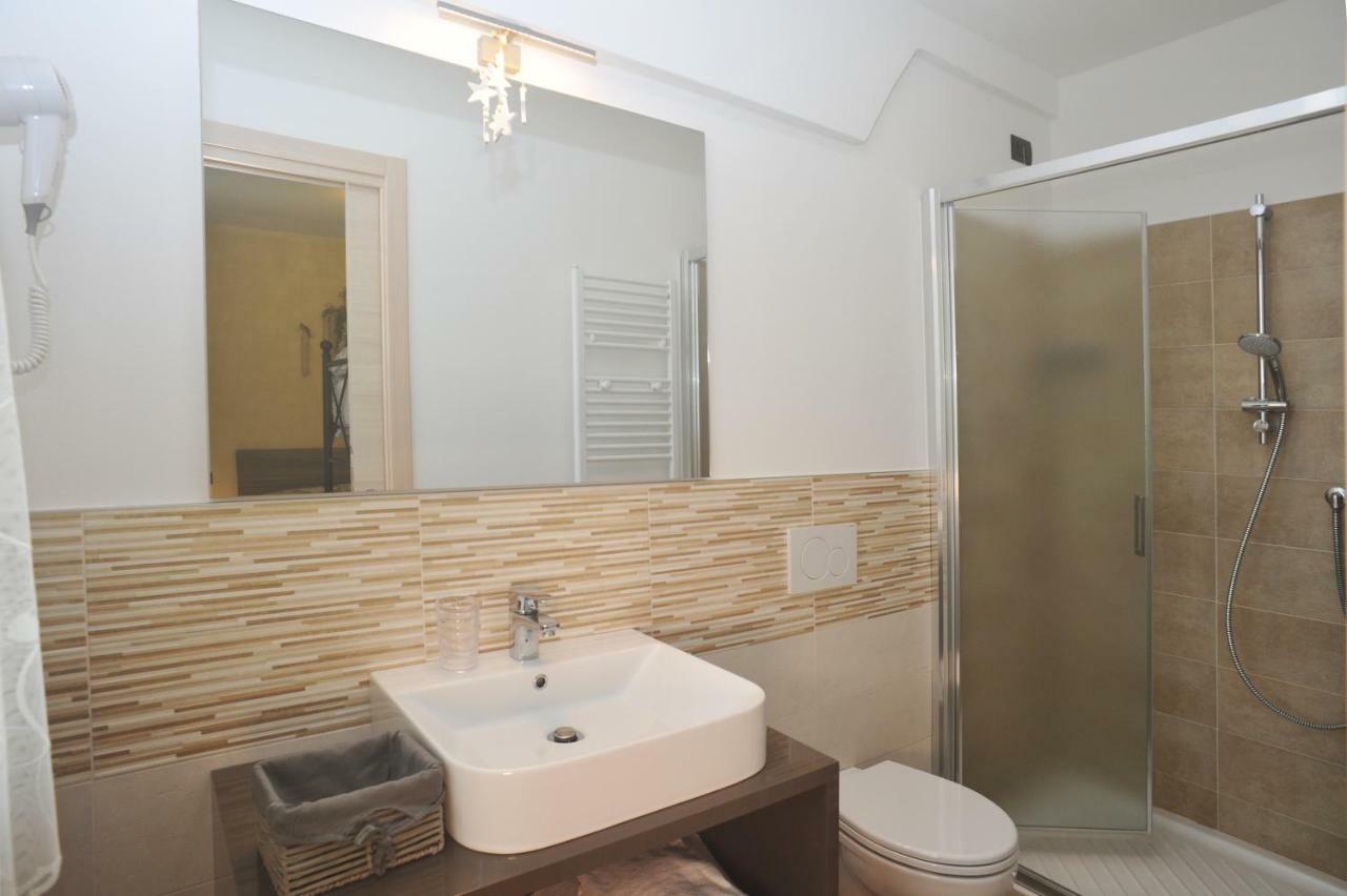 Hotel La Casa Dei Nonni Sul Garda à Peschiera del Garda Extérieur photo