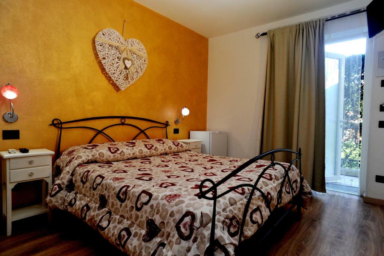 Hotel La Casa Dei Nonni Sul Garda à Peschiera del Garda Extérieur photo